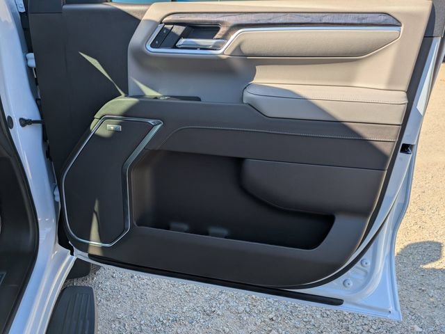 New 2026 Chevrolet Silverado 1500 LTZ w/ LTZ Convenience Package II AWD/4WD image 36