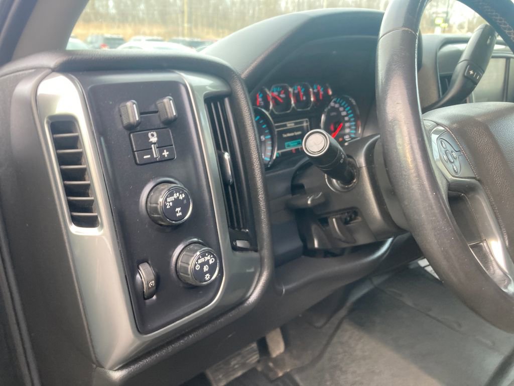 Used 2019 Chevrolet Silverado 1500 LT w/ All Star Edition AWD/4WD image 17
