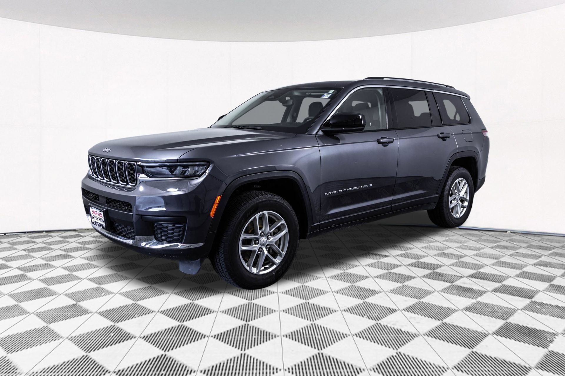 Used 2023 Jeep Grand Cherokee L Laredo AWD/4WD image 12