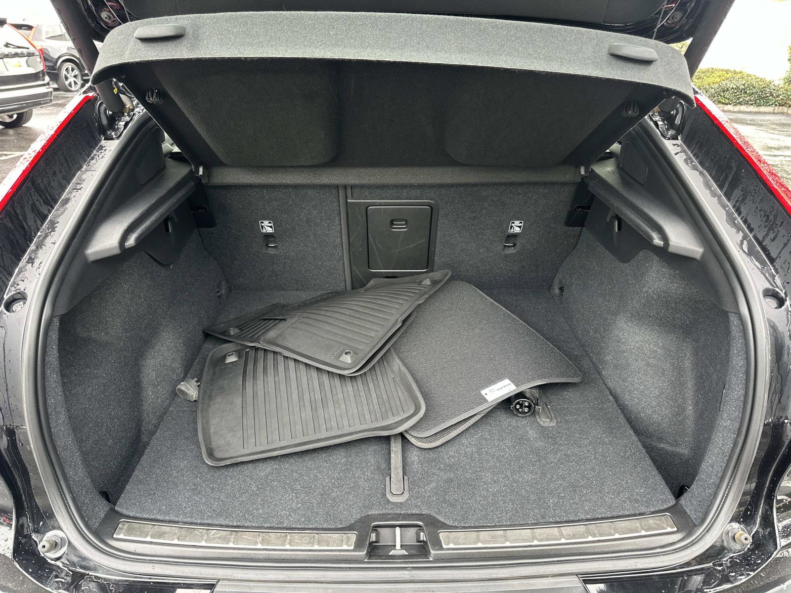 Certified 2023 Volvo C40 P8 Recharge Ultimate image 23