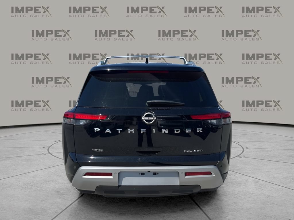 Used 2023 Nissan Pathfinder SL AWD/4WD image 4