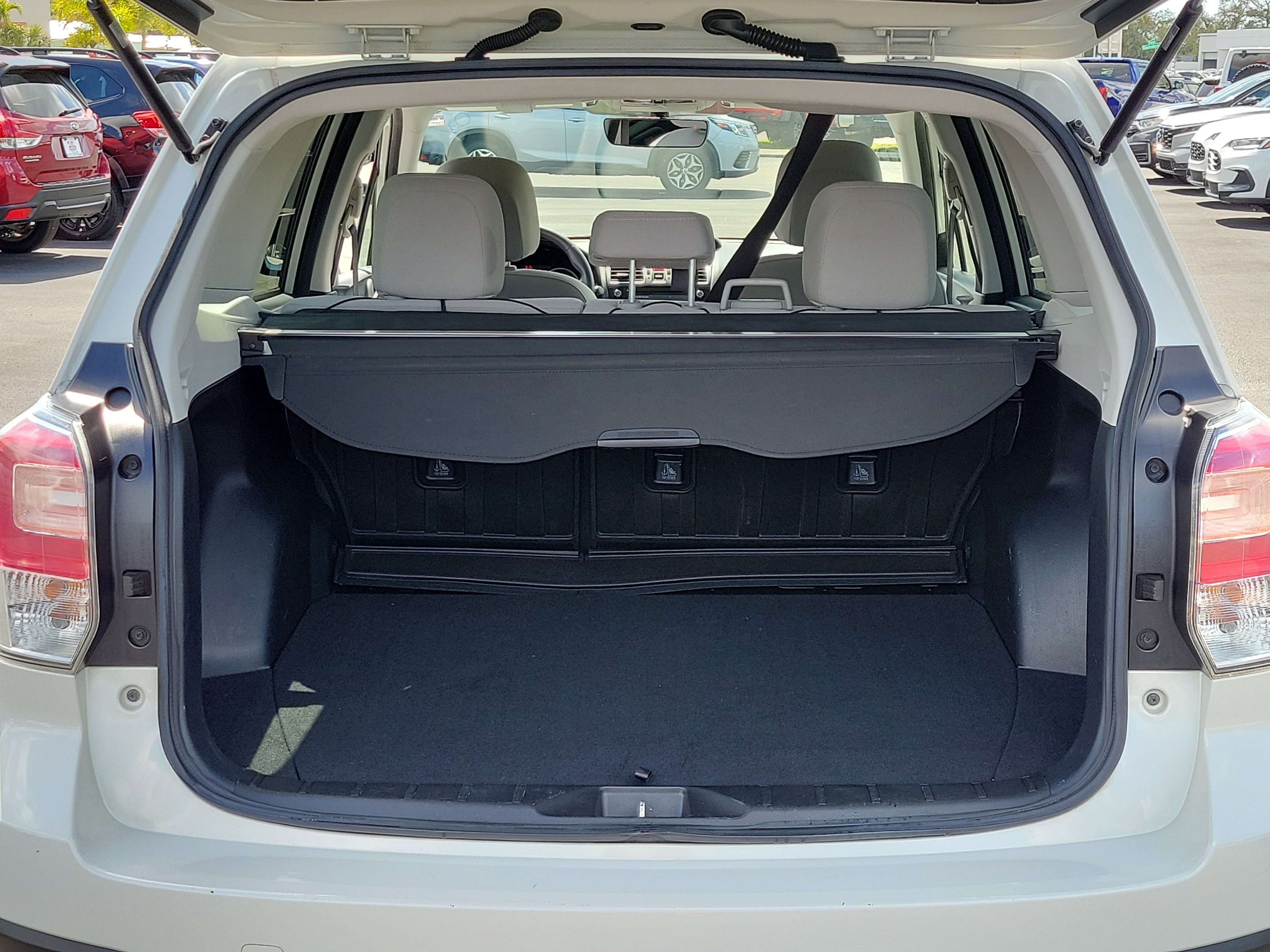 Used 2017 Subaru Forester 2.5i Premium image 12