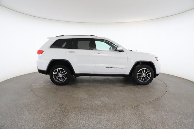 Used 2017 Jeep Grand Cherokee Limited image 22