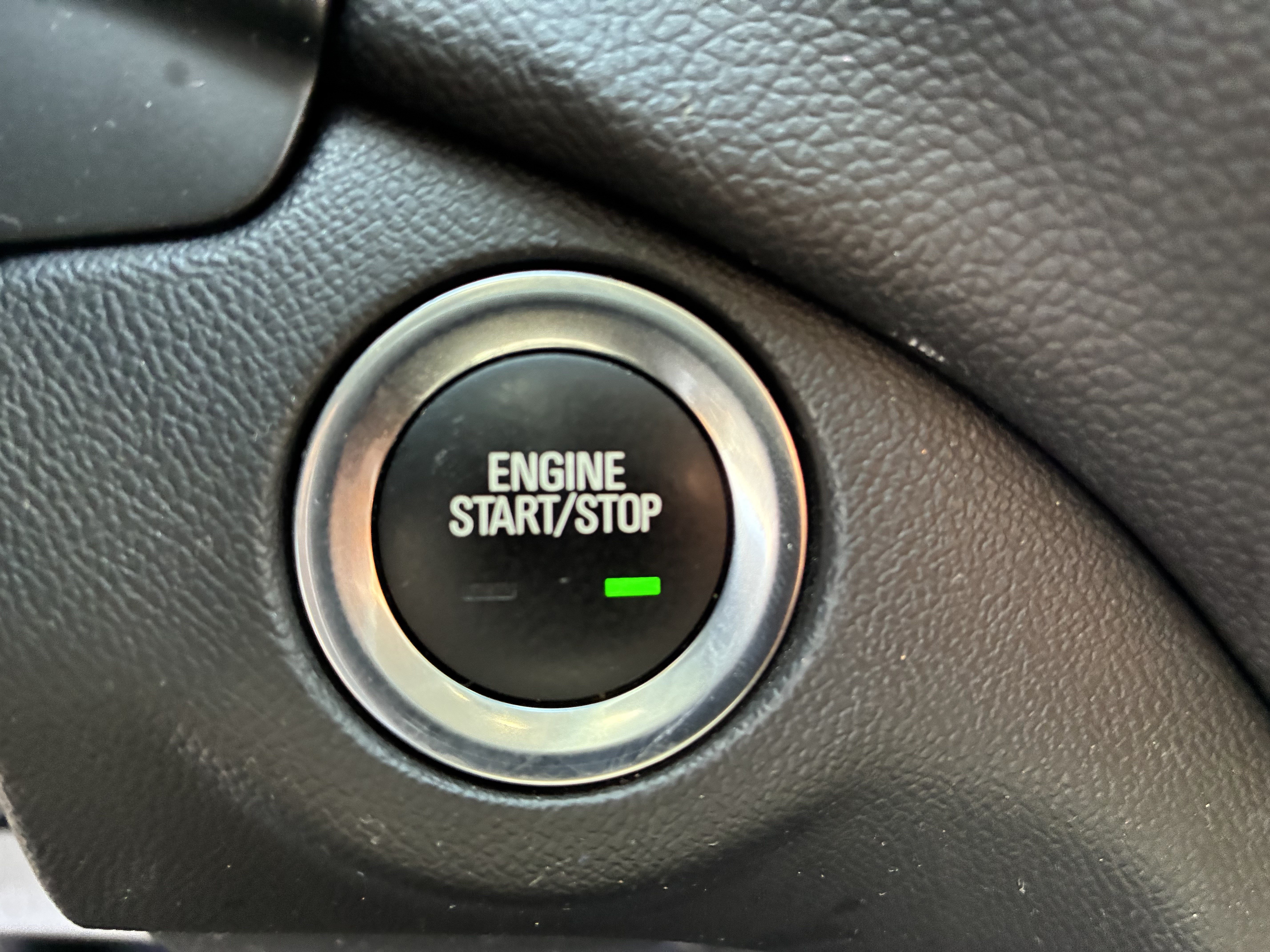 Used 2024 Chevrolet Equinox LT AWD/4WD image 32