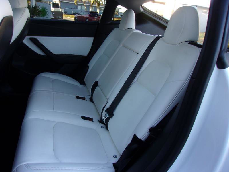 Used 2021 Tesla Model Y Long Range image 31