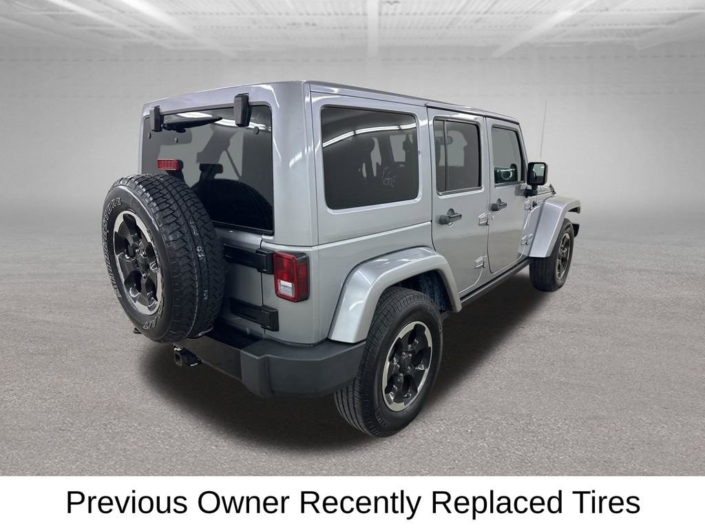 Used 2014 Jeep Wrangler Unlimited Sahara AWD/4WD image 13