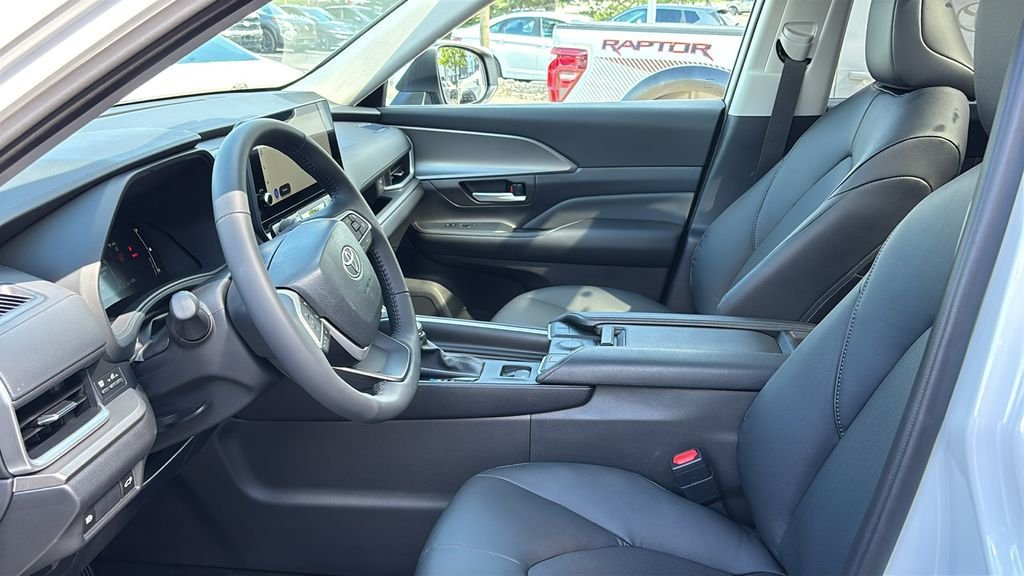 New 2026 Toyota Grand Highlander AWD image 19