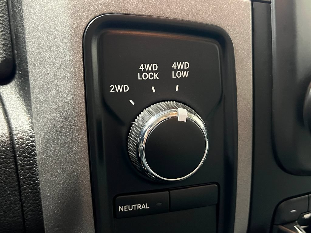 Used 2014 RAM 1500 Express AWD/4WD image 29