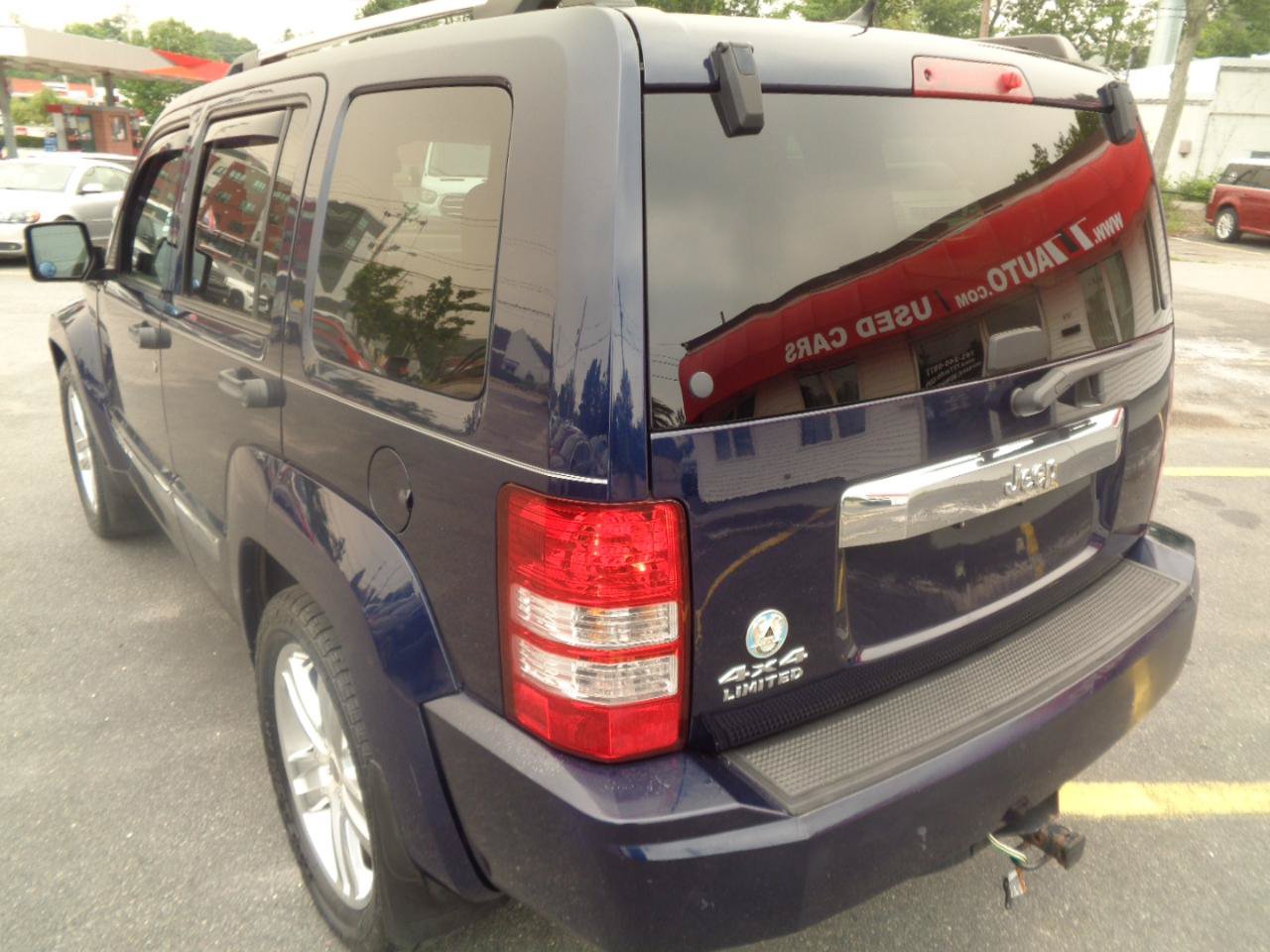 Used 2012 Jeep Liberty Limited Jet w/ Comfort/Convenience Group AWD/4WD image 20