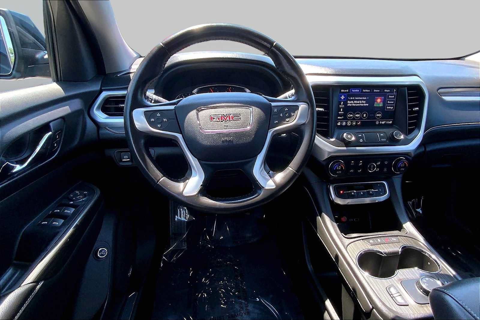 Used 2020 GMC Acadia SLT AWD/4WD image 6