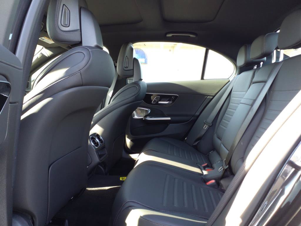 Used 2024 Mercedes-Benz C 300 4MATIC Sedan image 14