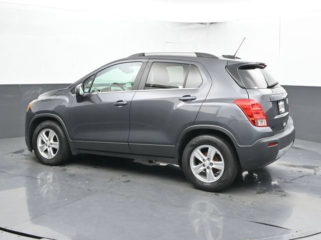 Used 2016 Chevrolet Trax LT w/ LT Sun and Sound Package FWD image 9