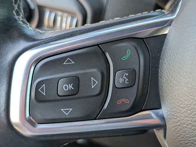 Used 2020 Jeep Wrangler Unlimited Sahara AWD/4WD image 18
