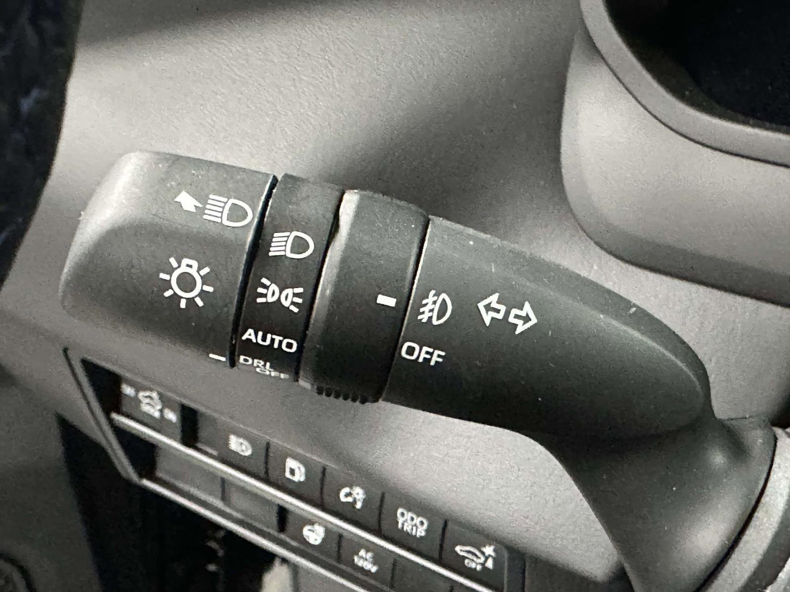 New 2025 Toyota Tundra Platinum AWD/4WD image 32