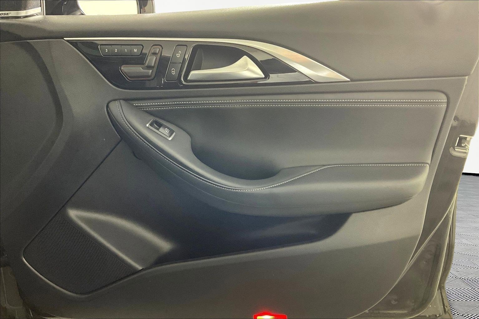 Used 2019 INFINITI QX30 image 28