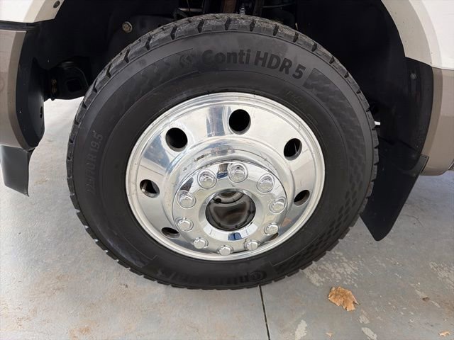 Used 2017 Ford F450 King Ranch w/ King Ranch Ultimate Package AWD/4WD image 4