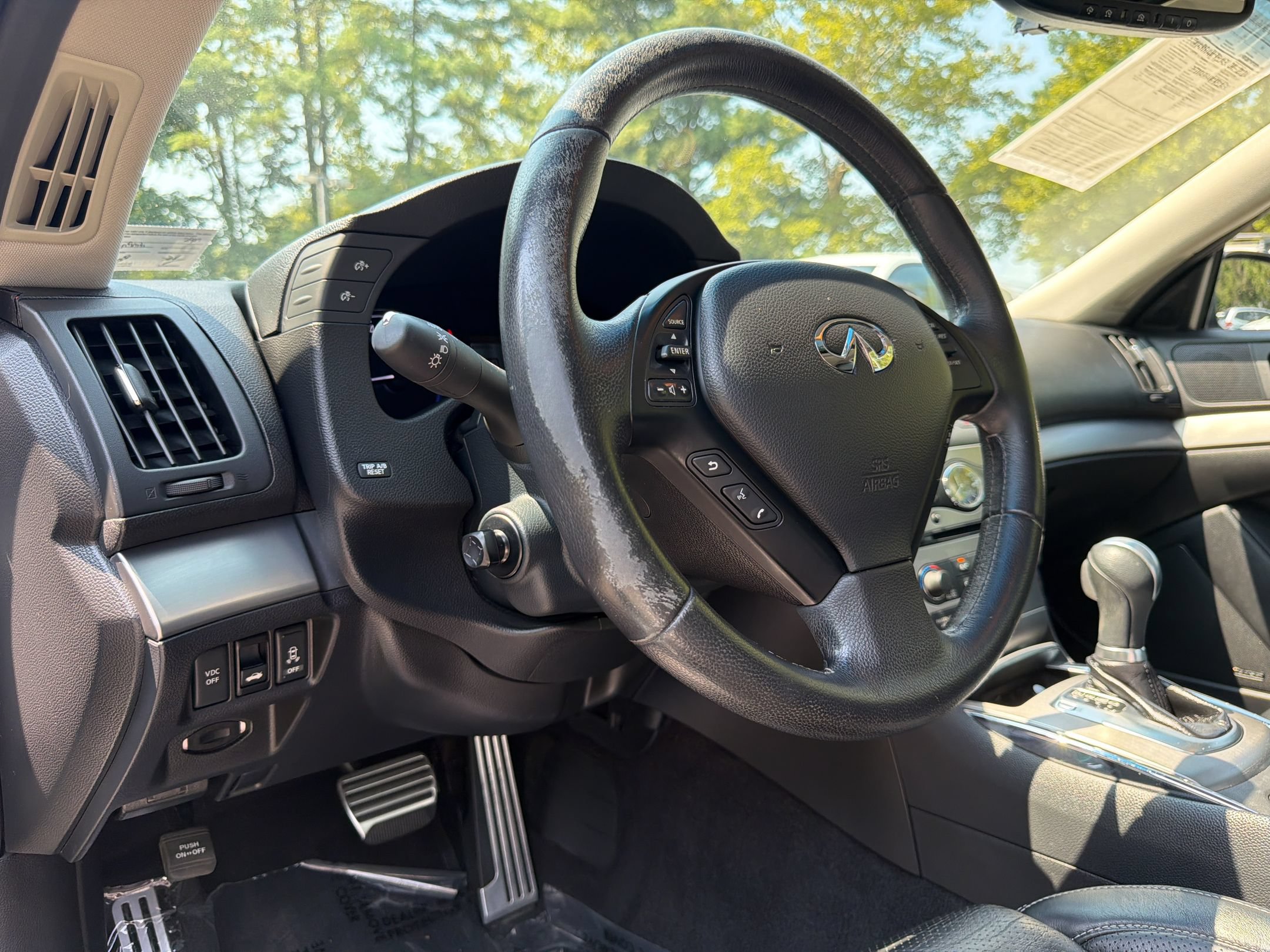 Used 2010 INFINITI G37 Journey w/ Premium Pkg RWD image 4