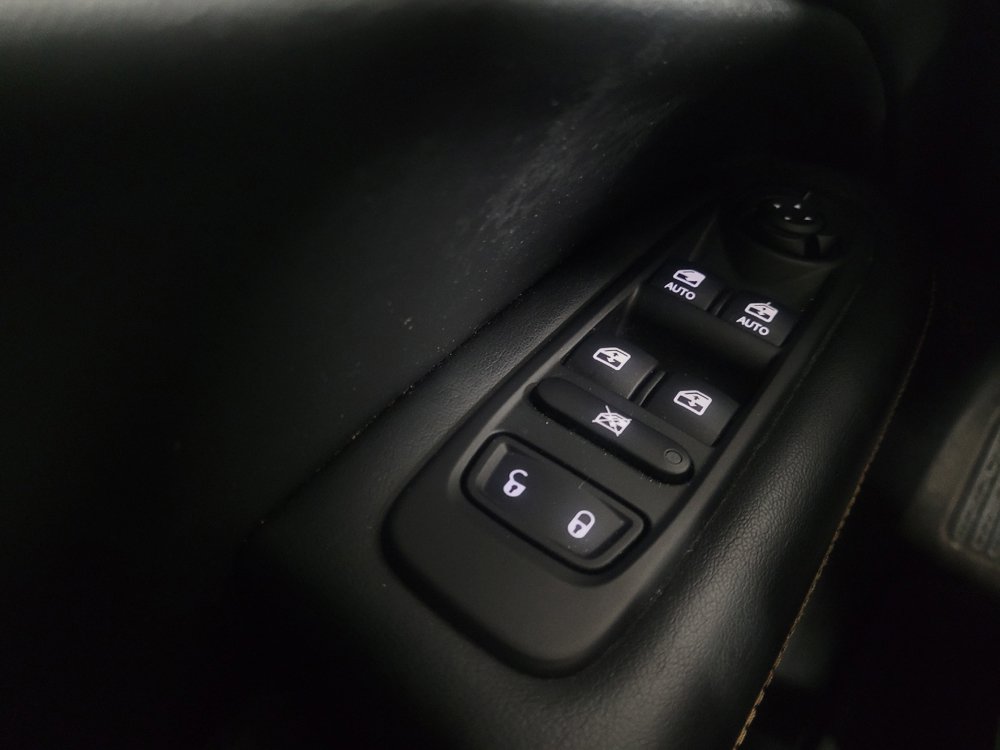 Used 2017 Jeep Compass Latitude w/ Popular Equipment Group AWD/4WD image 27