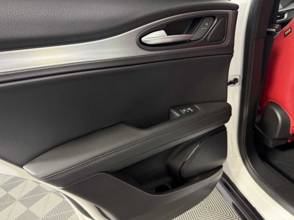 Used 2025 Alfa Romeo Stelvio Sprint w/ Veloce Package AWD/4WD image 27