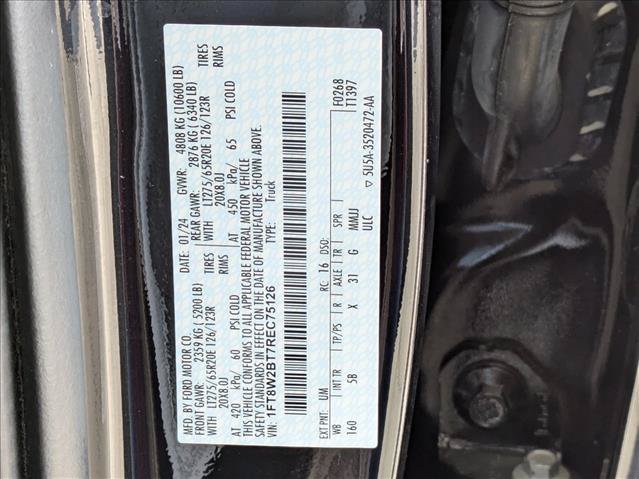 Used 2024 Ford F250 Lariat w/ Chrome Package AWD/4WD image 30