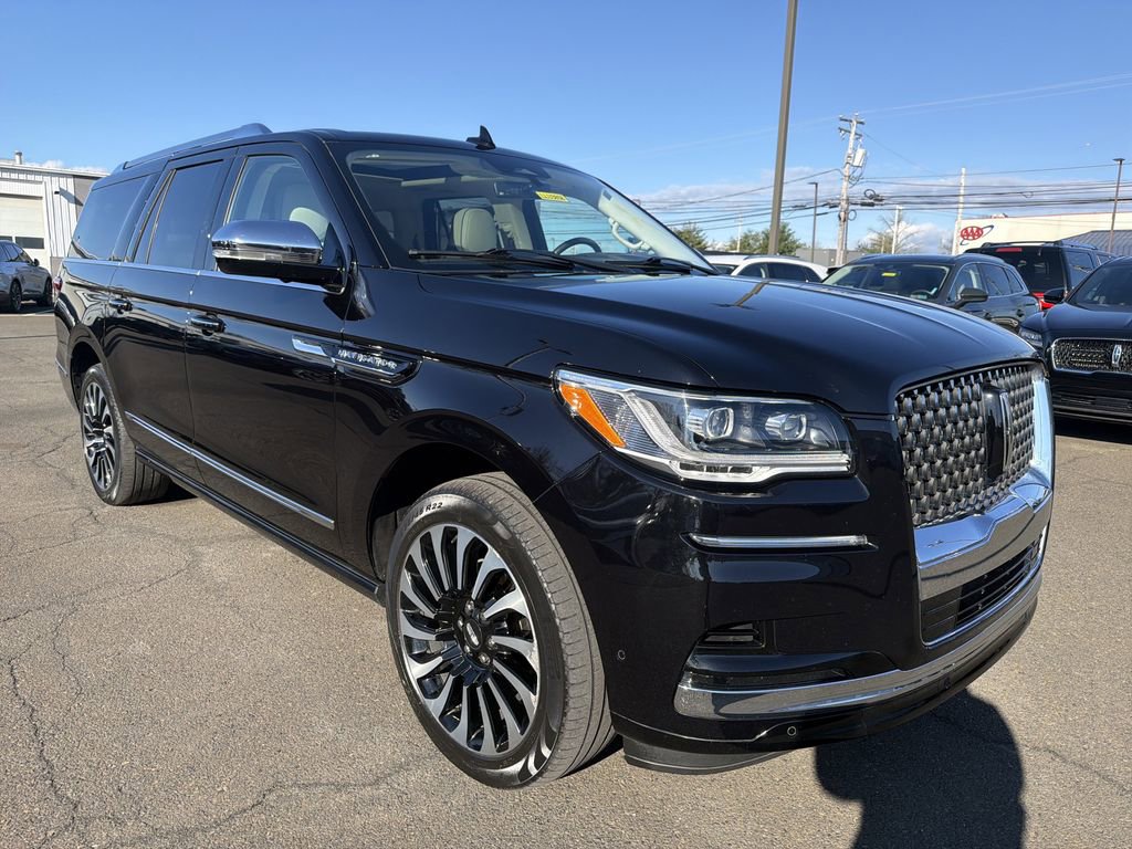 Used 2023 Lincoln Navigator L Black Label image 7