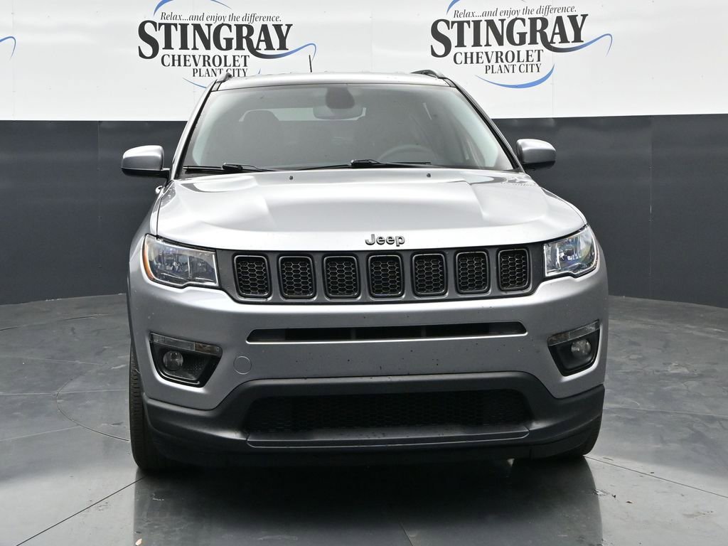 Used 2021 Jeep Compass Latitude FWD image 2