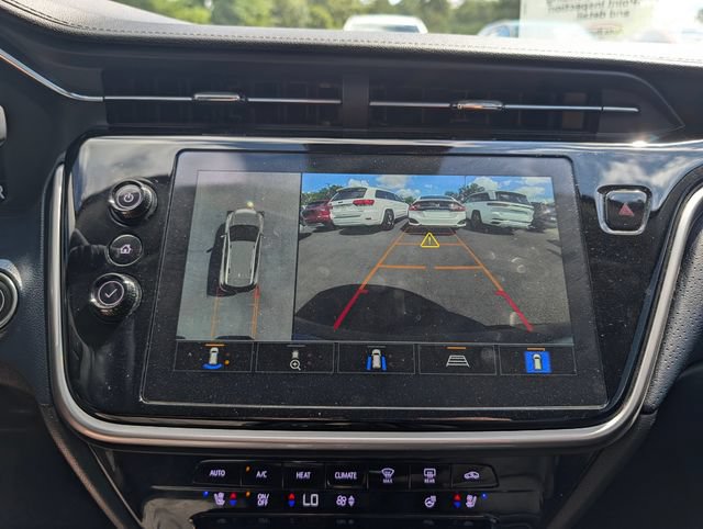 Used 2023 Chevrolet Bolt EUV Premier w/ Sun & Sound Package FWD image 27