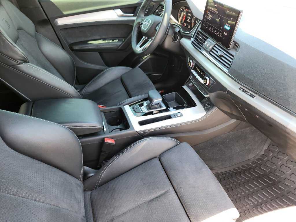 Used 2021 Audi SQ5 Prestige w/ Prestige Package AWD/4WD image 12