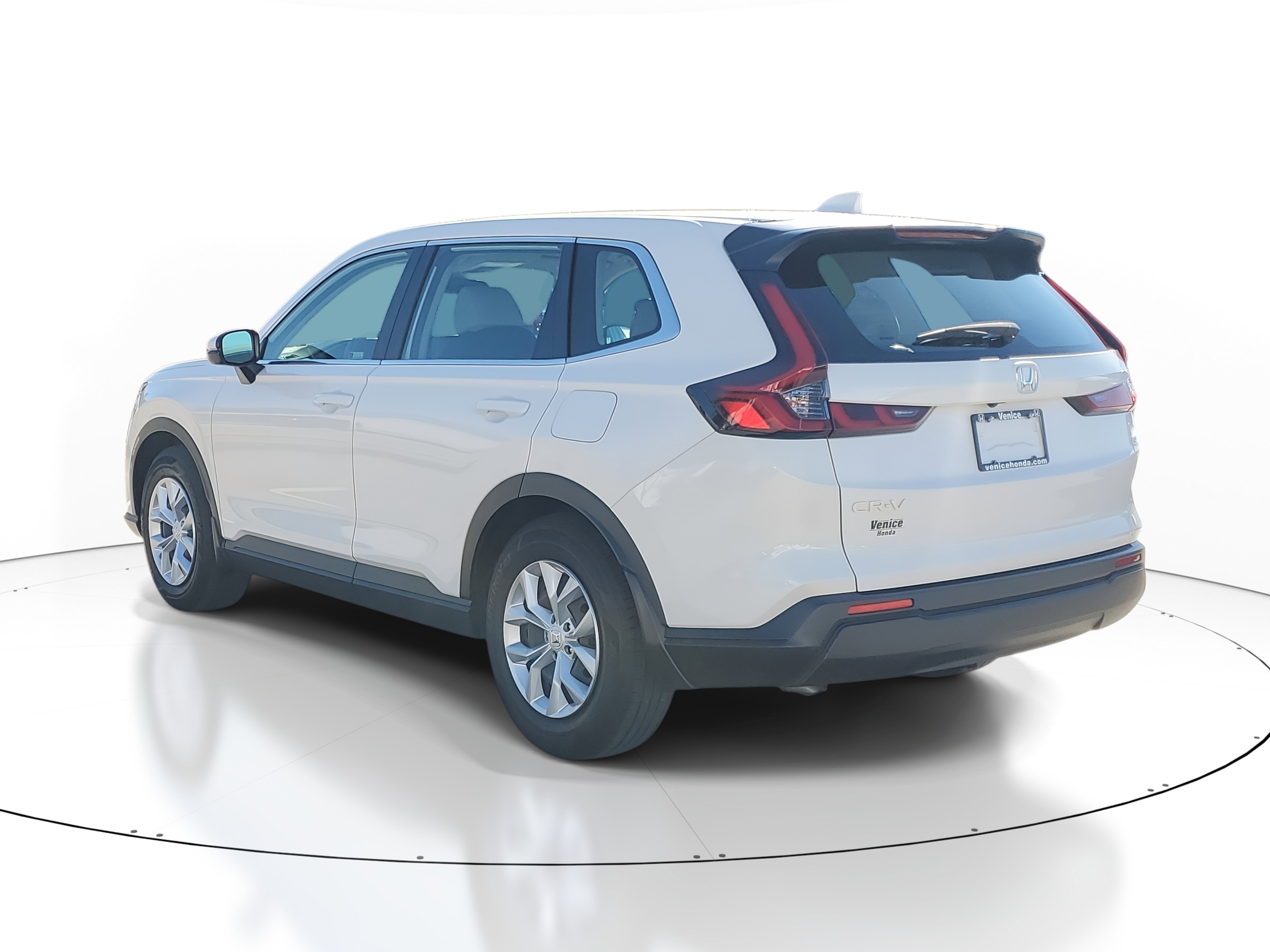 Used 2024 Honda CR-V LX image 3