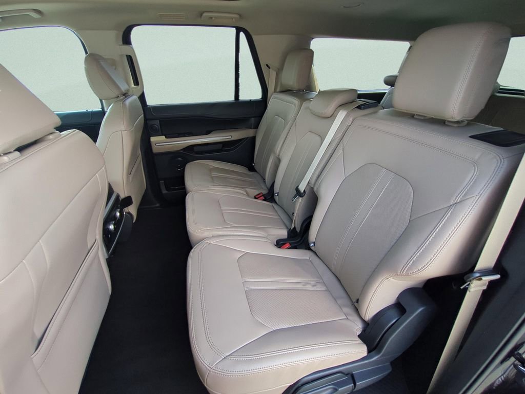 Used 2024 Ford Expedition Max Limited image 13