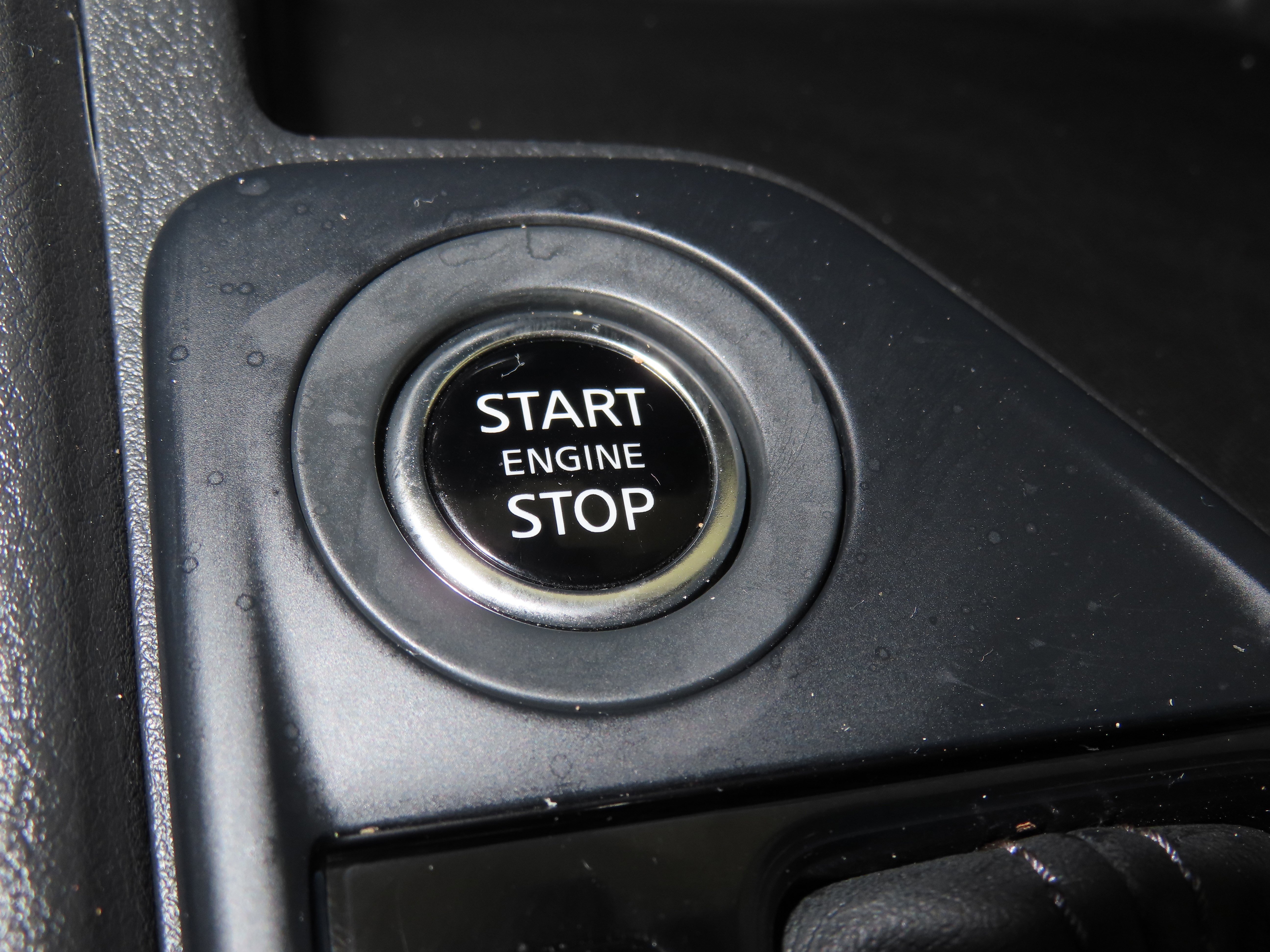 Certified 2025 Nissan Sentra S image 32