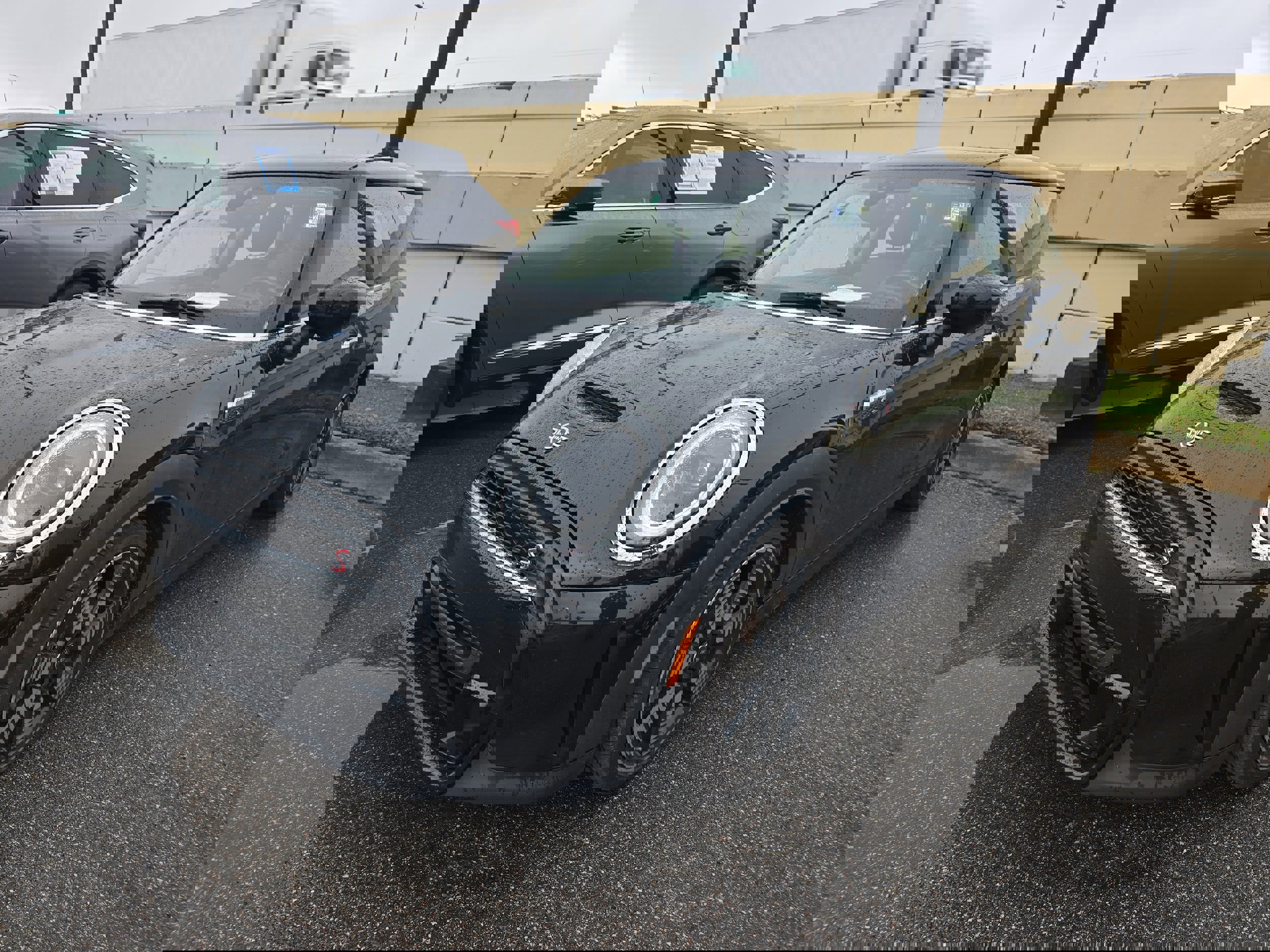 Used 2023 MINI Cooper S w/ Signature Upholstery Package image 3