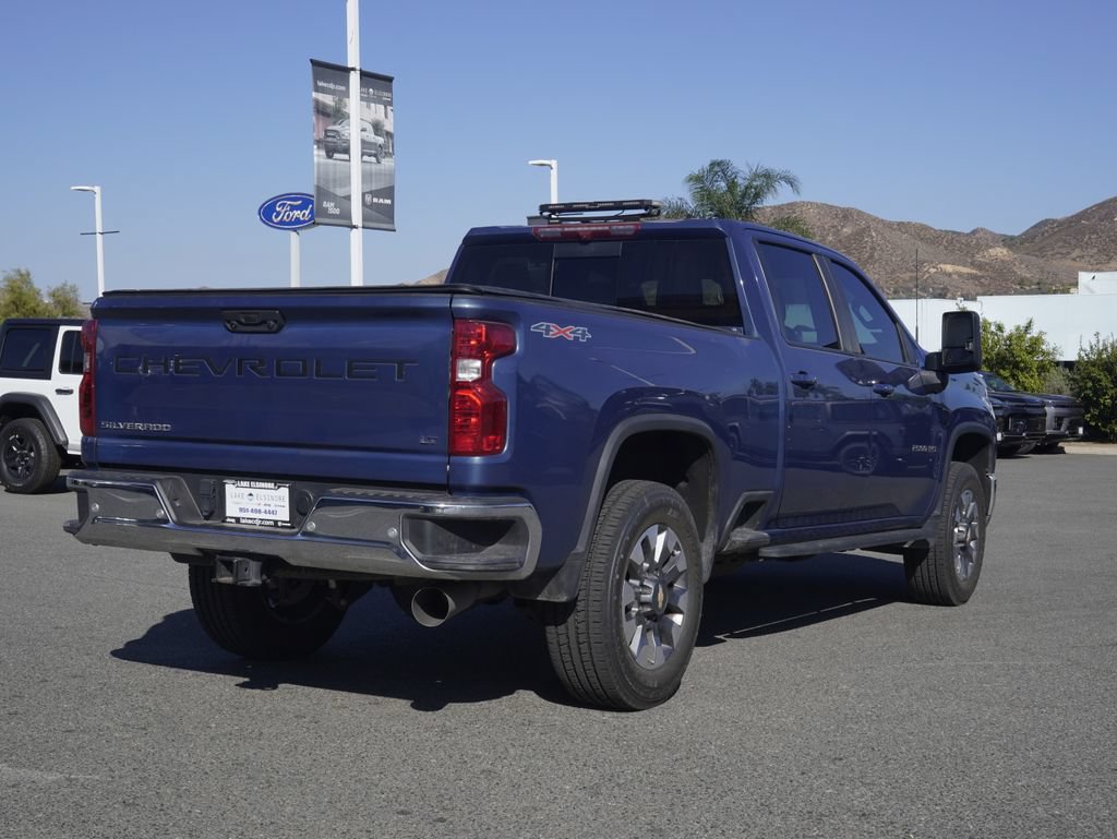 Used 2025 Chevrolet Silverado 2500 LT w/ Safety Package AWD/4WD image 3