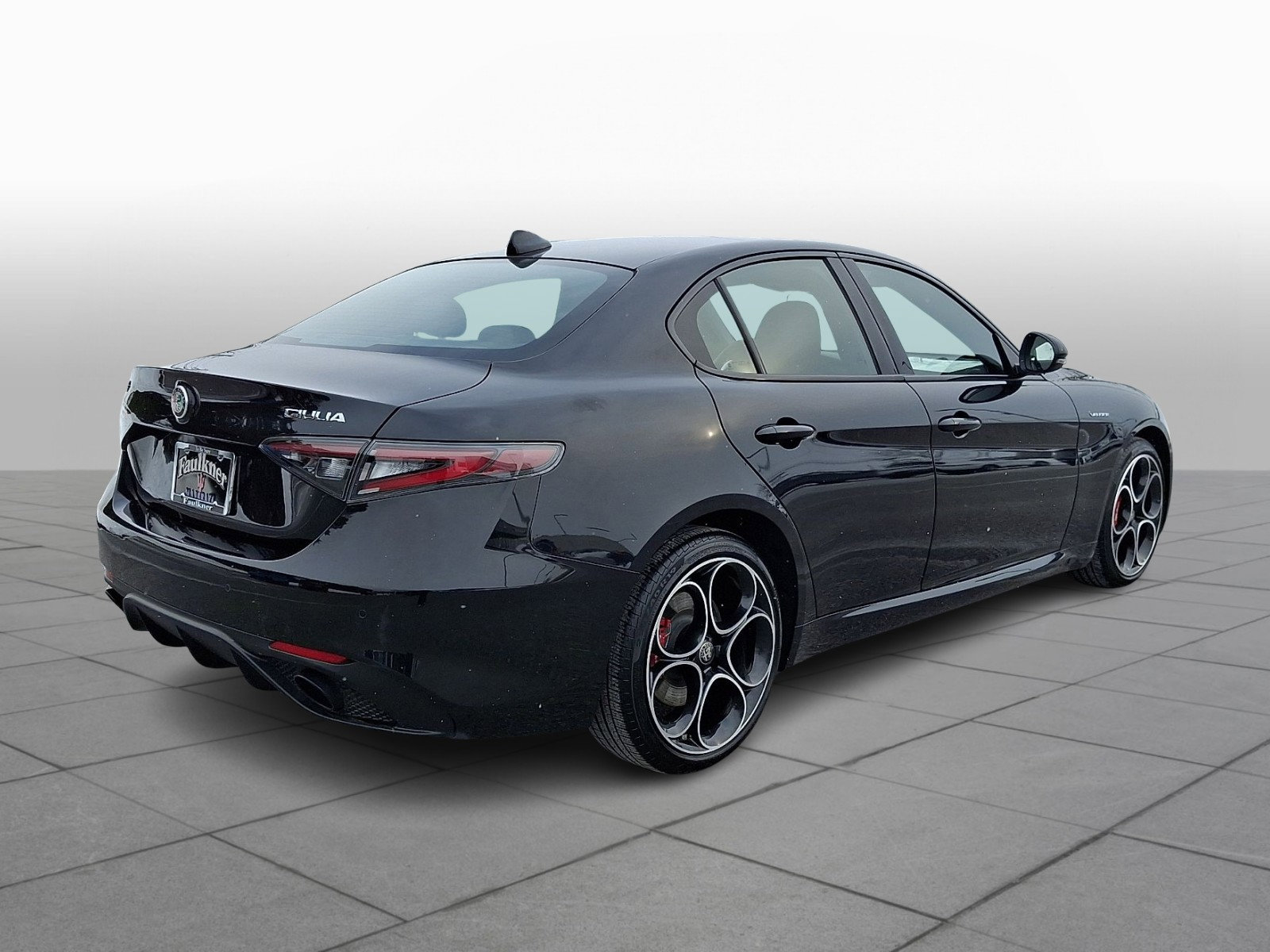 New 2025 Alfa Romeo Giulia AWD image 4