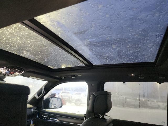 New 2026 Jeep Grand Wagoneer Summit AWD/4WD image 27