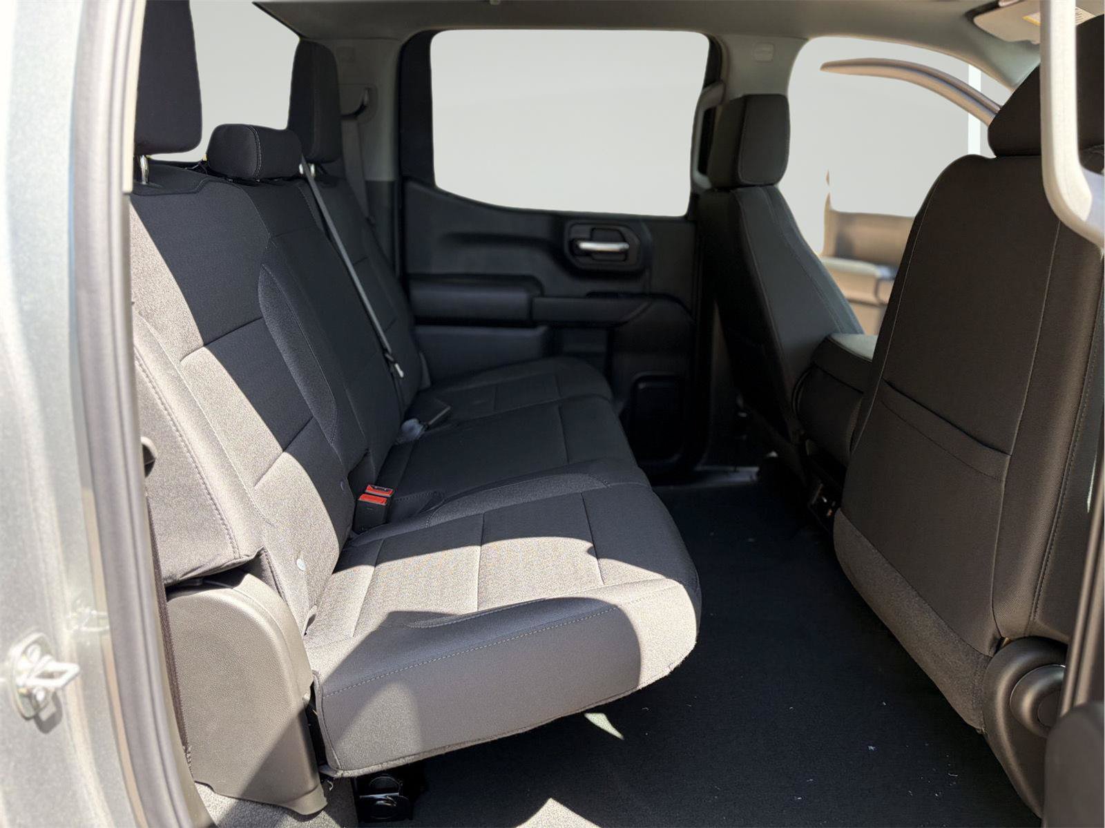 New 2026 Chevrolet Silverado 1500 Custom w/ LPO, Dark Essentials Package AWD/4WD image 12