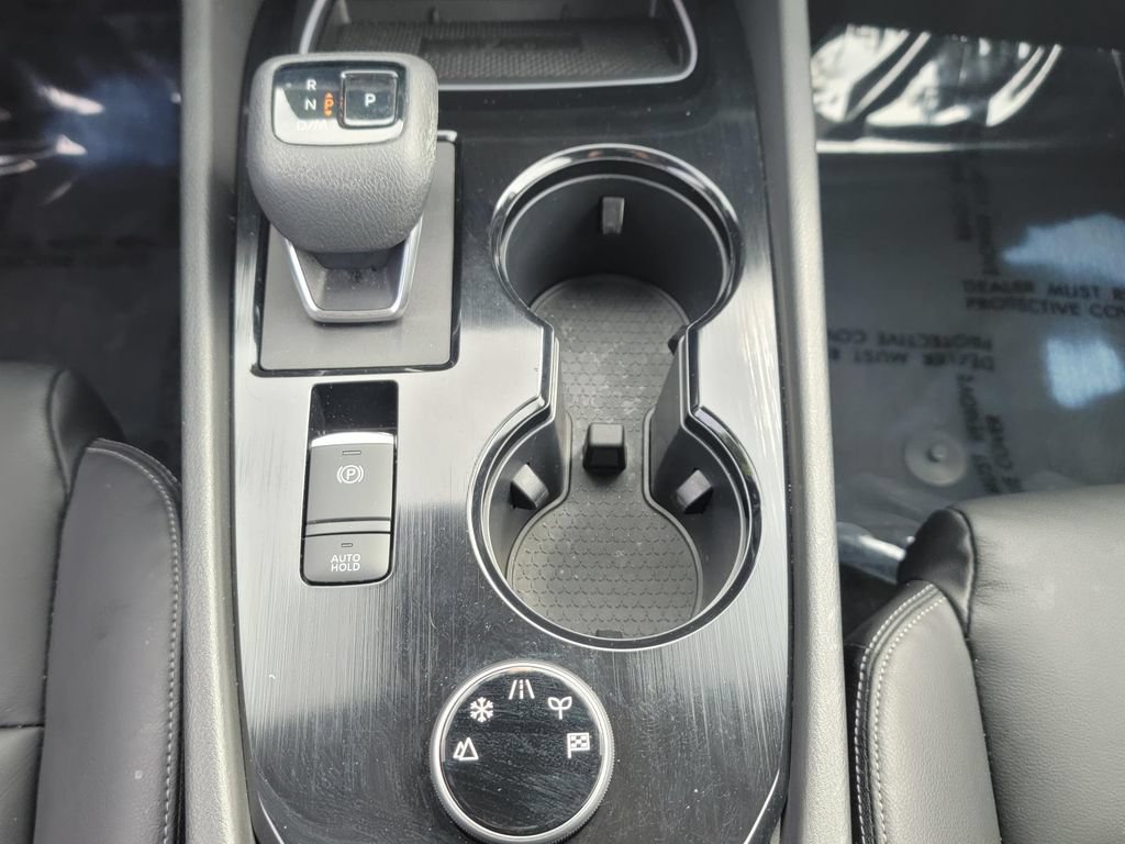 Used 2024 Nissan Rogue SL AWD/4WD image 26