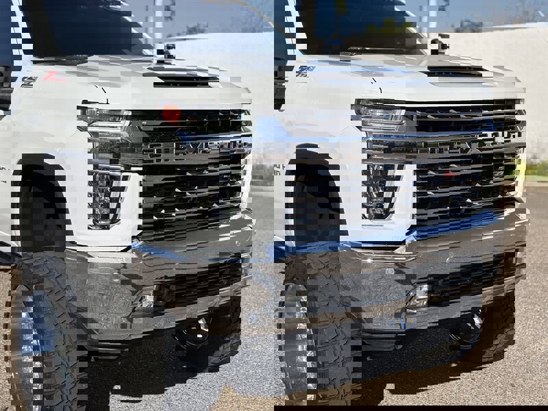 Used 2023 Chevrolet Silverado 2500 LTZ w/ LTZ Premium Package image 10