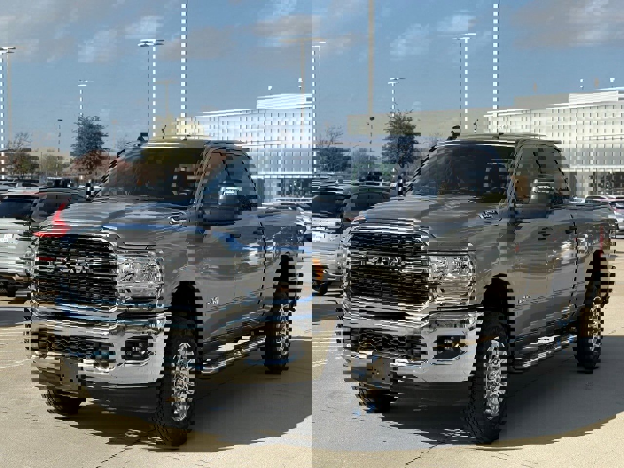 Used 2024 RAM 2500 Big Horn w/ Safety Group image 3