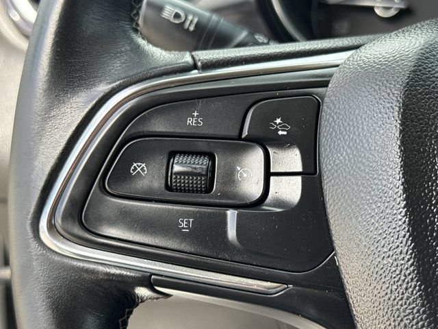 Used 2020 Buick Encore GX Preferred w/ Cold Weather Comfort Package FWD image 39