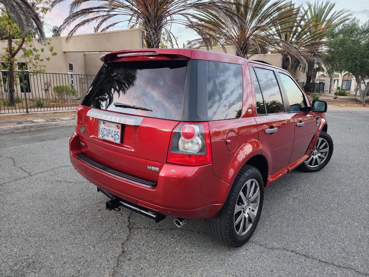 Used 2008 Land Rover LR2 HSE image 7