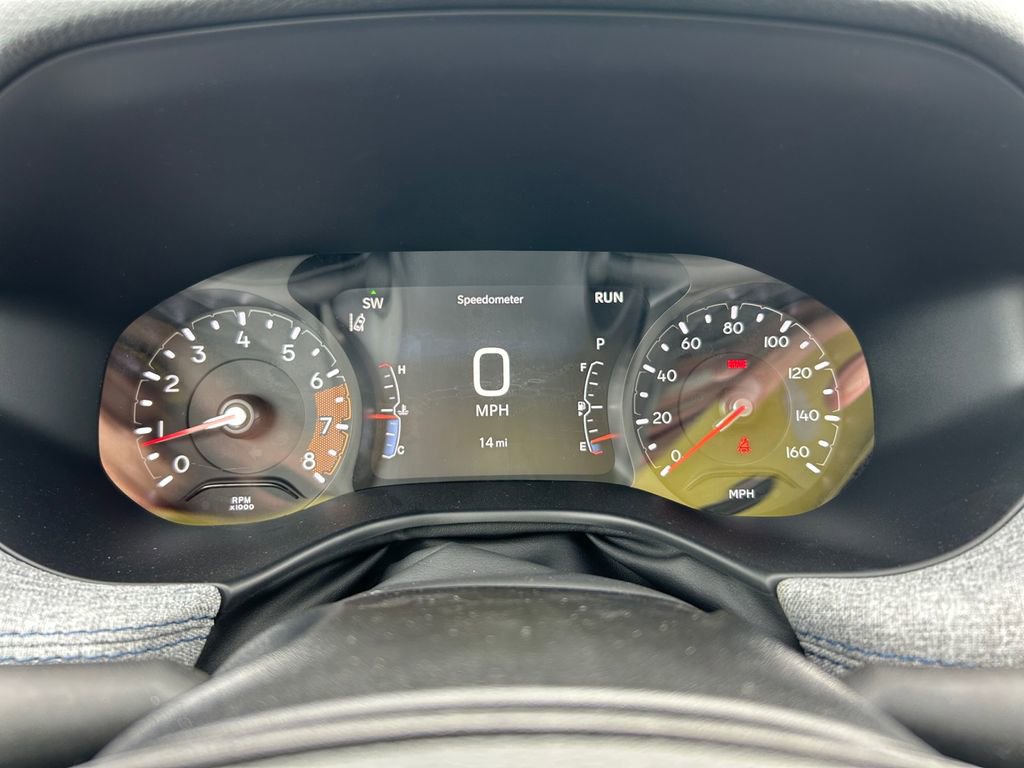 New 2025 Jeep Compass Latitude image 17