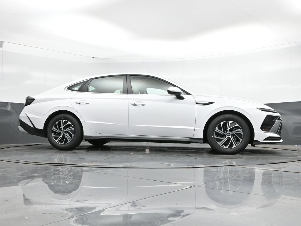 New 2026 Hyundai Sonata Blue FWD image 41
