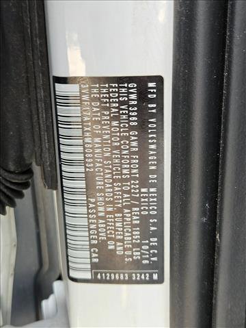 Used 2017 Volkswagen Beetle 1.8T S FWD image 21