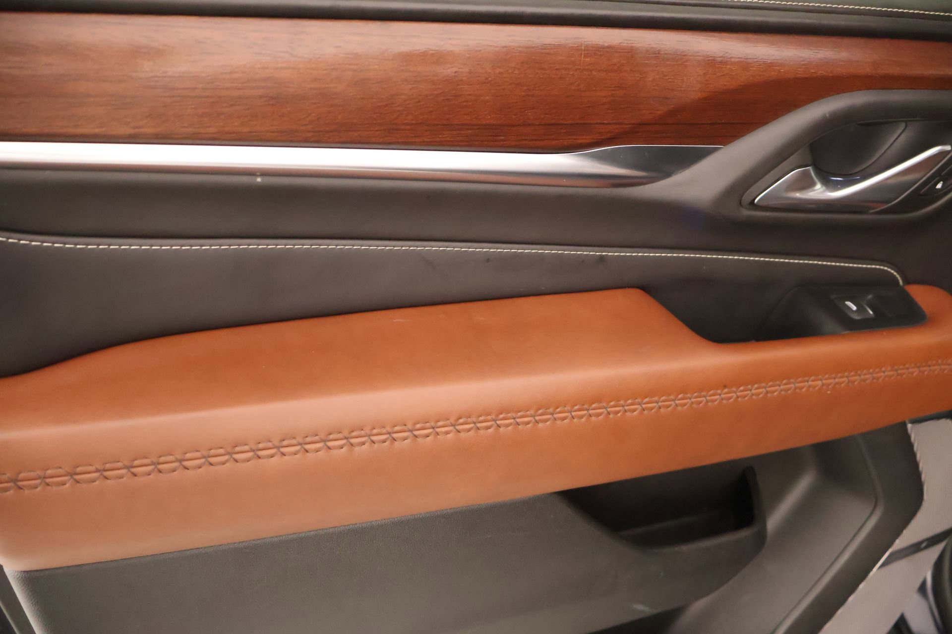 Used 2023 GMC Yukon XL Denali Ultimate image 19