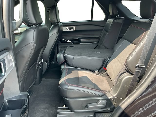 Used 2023 Ford Explorer ST-Line AWD/4WD image 16