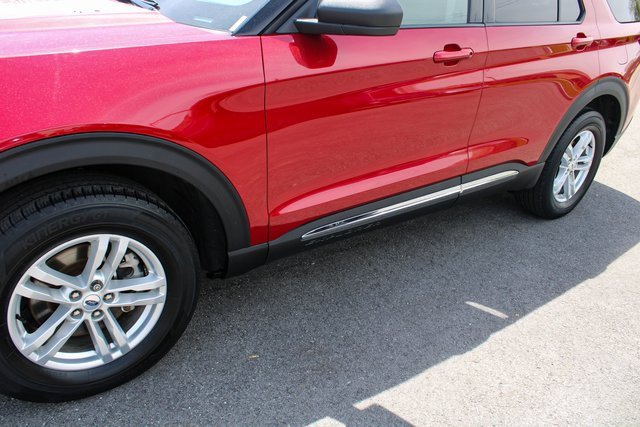 Used 2022 Ford Explorer XLT w/ Equipment Group 202A image 47