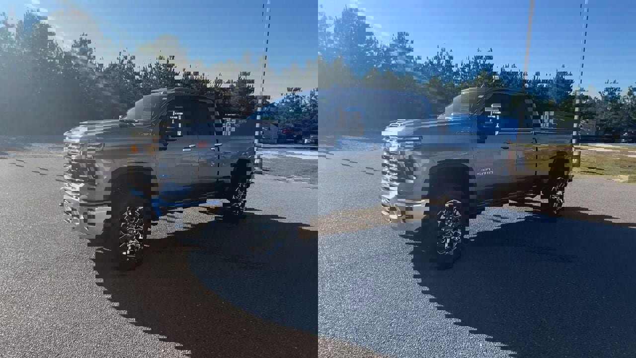New 2026 Chevrolet Silverado 2500 LTZ image 38