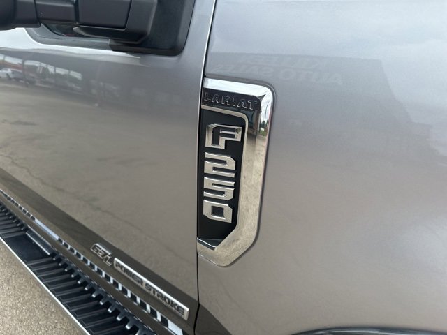 Used 2020 Ford F250 Lariat w/ Lariat Ultimate Package image 5