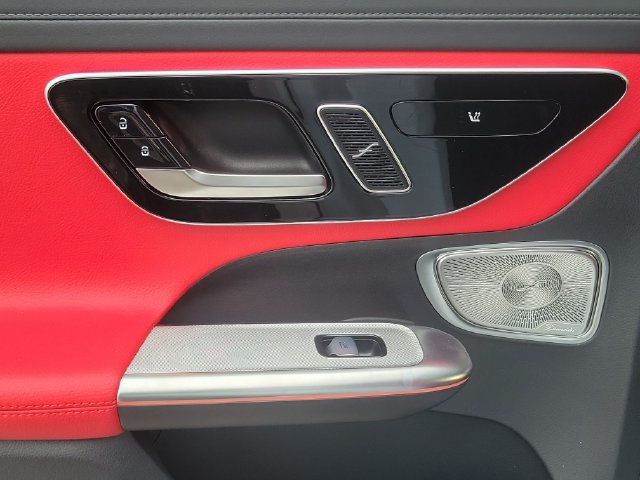 Used 2024 Mercedes-Benz GLC 43 AMG 4MATIC image 13